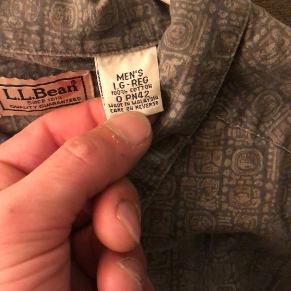 LL Bean buttons down - Picture 3 of 3